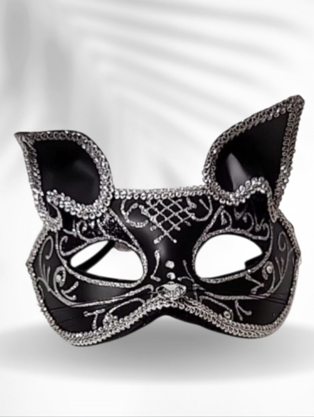 Cat Masquerade Halloween Half-Mask Adorned With Glittter